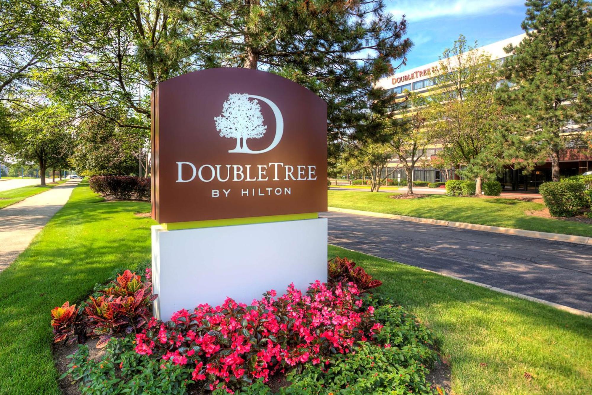 Hotel Doubletree By Hilton Chicago Schaumburg Exterior foto